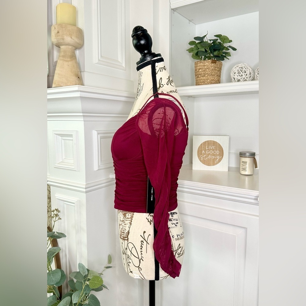 Moa Moa Ruched Bodice Crop Top in Burgundy Size Small NWT - Picture 3 of 10